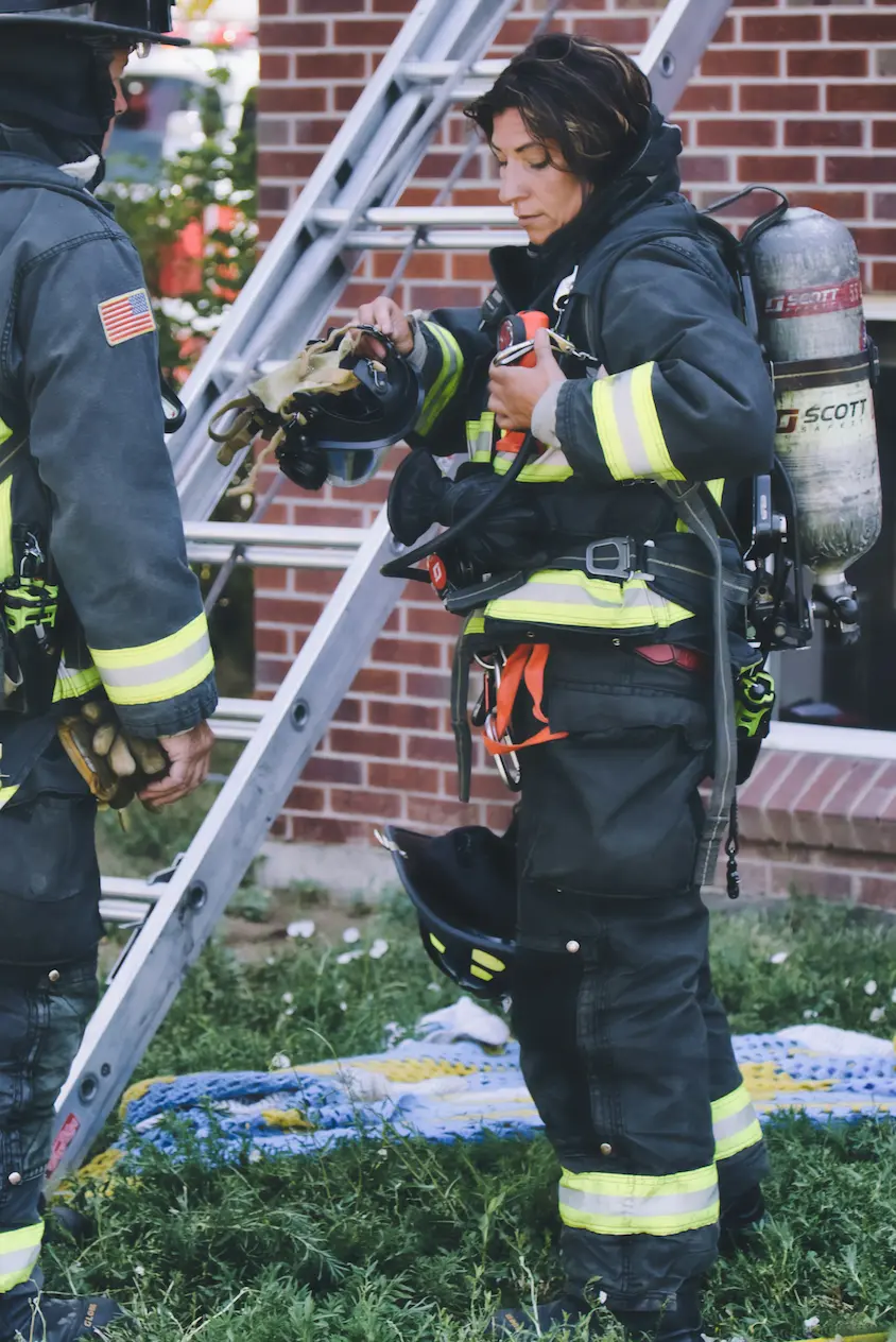 Emergency evacuation plan for pets with supplies